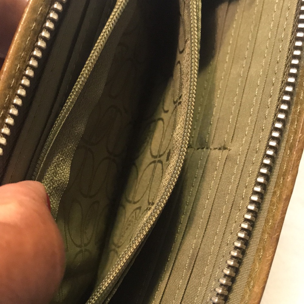 Fossil Vintage Leather Wallet Organizer - Picture 5 of 7